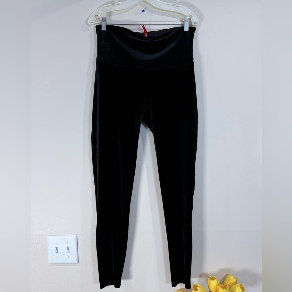 🔥NWOT SPANX Women’s High-Waist Black Velvet Leggings Size 1XL 🔥